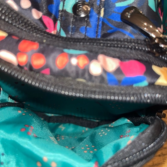 Lug Trolley & Mini Trolley Blue Black Multicolor Floral Cosmetic Bags Lot Of 2 - Picture 11 of 16